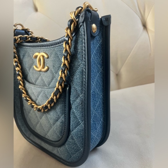 Chanel Blue Quilted Denim Hobo Bag - Picture 2 of 13